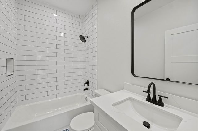 8421 Venus Street A B, Houston, TX 77088