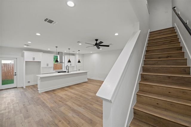 8421 Venus Street A B, Houston, TX 77088