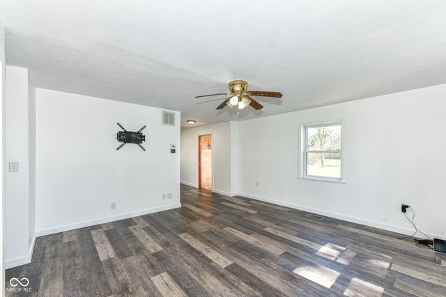 408 W Jefferson Street, Kirklin, IN 46050