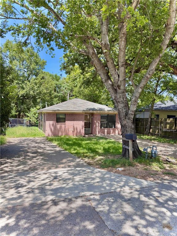 1204 Peale Street, Bryan, TX 77803 — photo 5