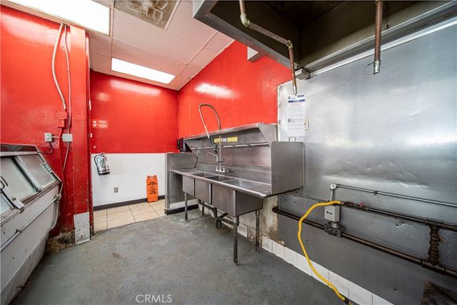 11810 Carmenita Road, Whittier, CA 90605