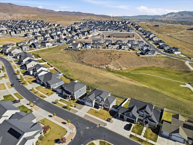 1318 W WASATCH DR, Saratoga Springs, UT 84045