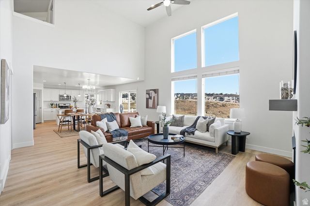 1318 W WASATCH DR, Saratoga Springs, UT 84045