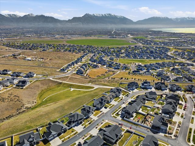 1318 W WASATCH DR, Saratoga Springs, UT 84045
