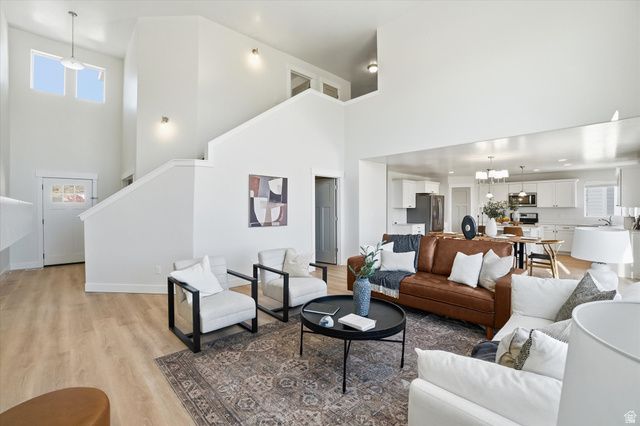 1318 W WASATCH DR, Saratoga Springs, UT 84045