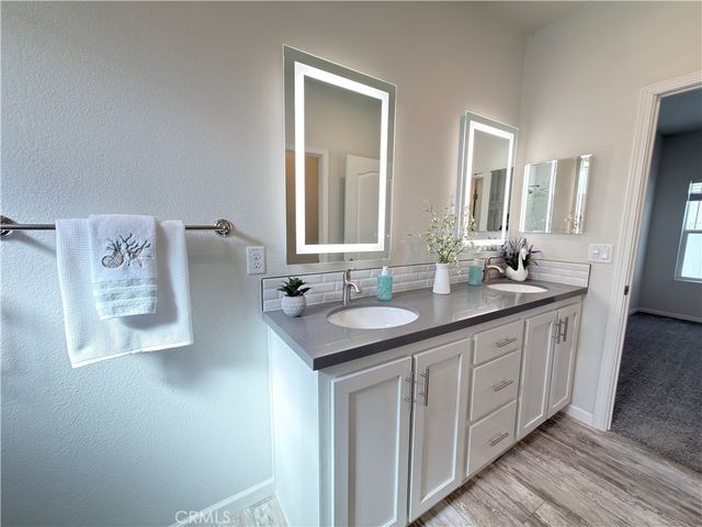 2130 Sunset Drive 69, Vista, CA 92084