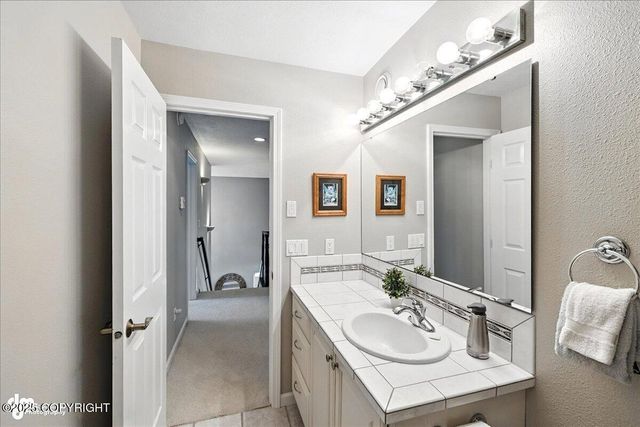 44565 Tower Hills Street, Kenai, AK 99611