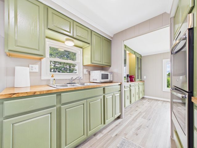 2569 Loudon Street, Granville, OH 43023