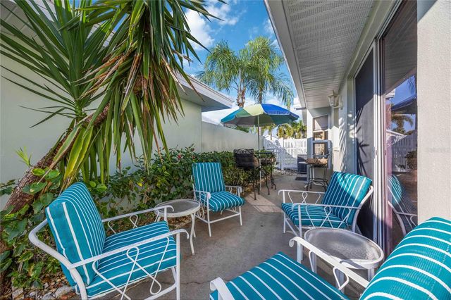 805 HARRINGTON LAKE DRIVE N 76, Venice, FL 34293