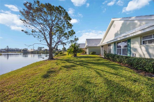 805 HARRINGTON LAKE DRIVE N 76, Venice, FL 34293