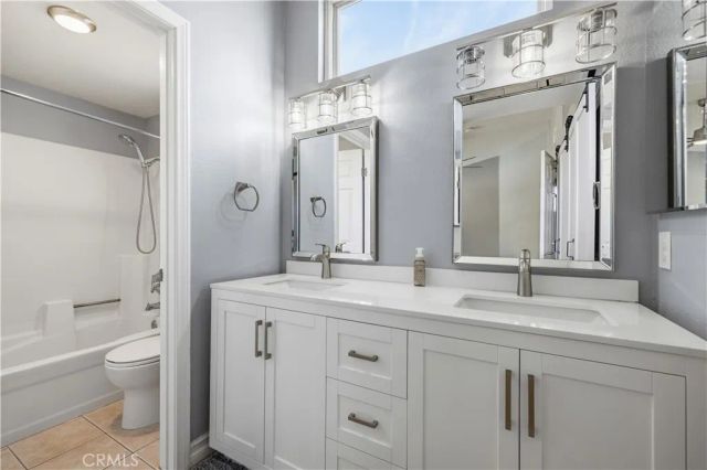 28245 Stonington, Saugus, CA 91350