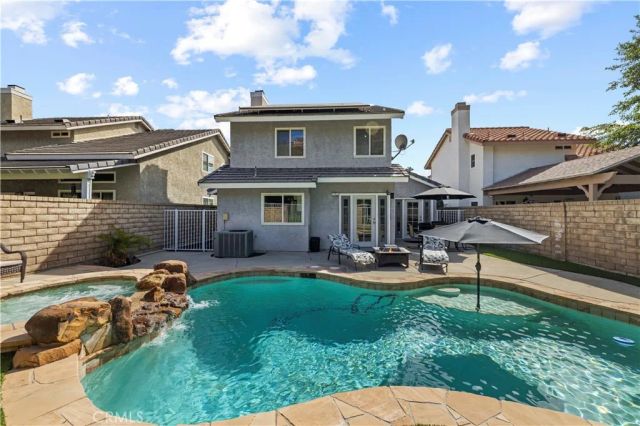 28245 Stonington, Saugus, CA 91350