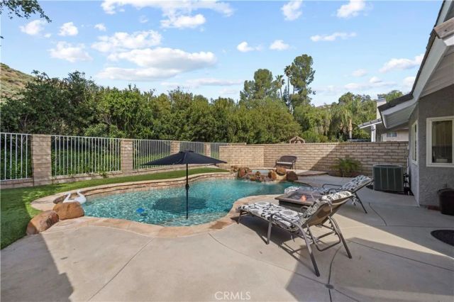 28245 Stonington, Saugus, CA 91350