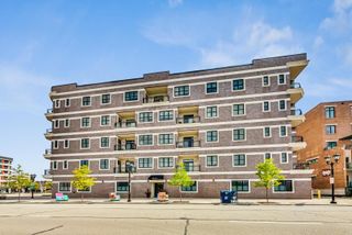 105 S Cottage Hill Avenue 206, Elmhurst, IL 60126