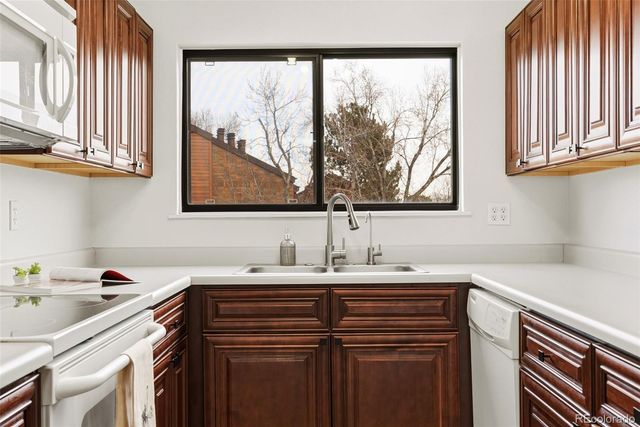 433 Wright Street 304, Lakewood, CO 80228