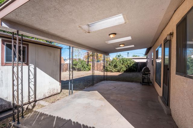 11220 Morris Place NE, Albuquerque, NM 87112