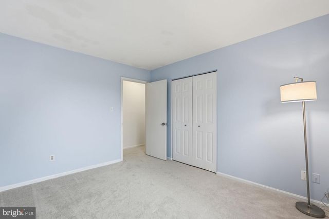 7446 FOUNTAIN HEAD DR, Annandale, VA 22003