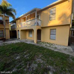 3950 Lora ST 107, Fort Myers, FL 33916