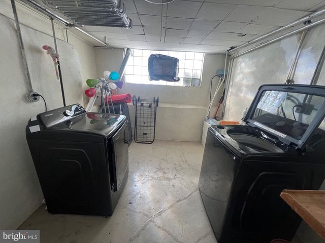 3559 SHEFFIELD AVE, Philadelphia, PA 19136