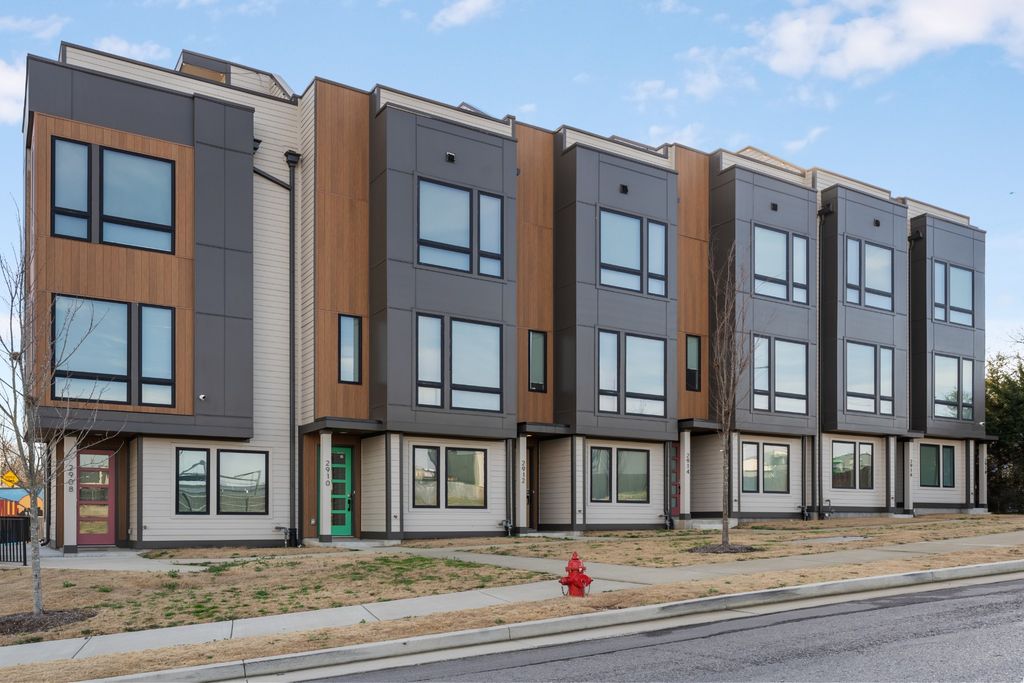 2914 Harlin Dr, Nashville, TN 37211