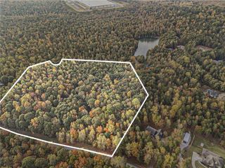 599 Primrose Lane, Pendergrass, GA 30567