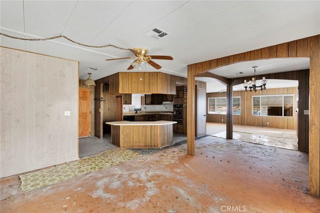 13932 Rodeo Drive, Victorville, CA 92395