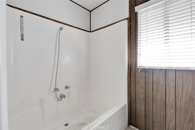 13932 Rodeo Drive, Victorville, CA 92395