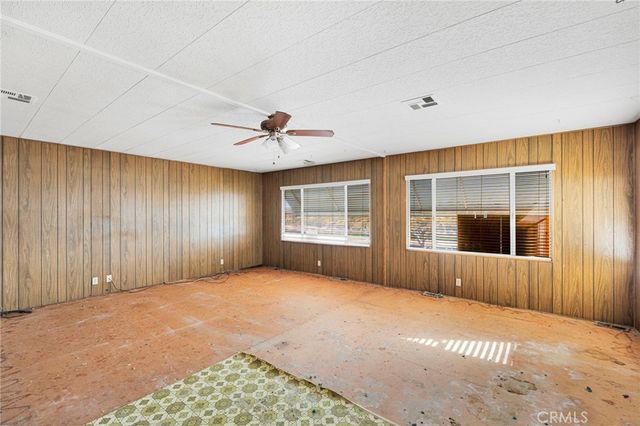 13932 Rodeo Drive, Victorville, CA 92395