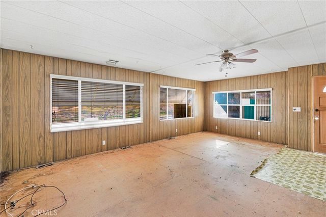 13932 Rodeo Drive, Victorville, CA 92395