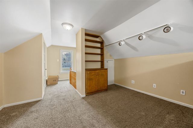 411 22nd Street NE, Cedar Rapids, IA 52402
