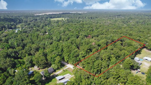 65 Ash Place, New Caney, TX 77357