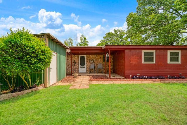 9157 N HWY 271, Powderly, TX 75473