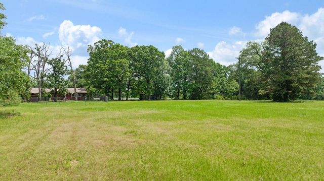 9157 N HWY 271, Powderly, TX 75473
