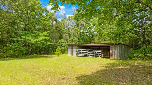 9157 N HWY 271, Powderly, TX 75473