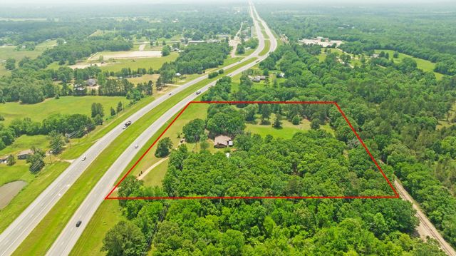 9157 N HWY 271, Powderly, TX 75473