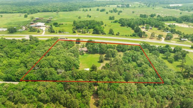 9157 N HWY 271, Powderly, TX 75473