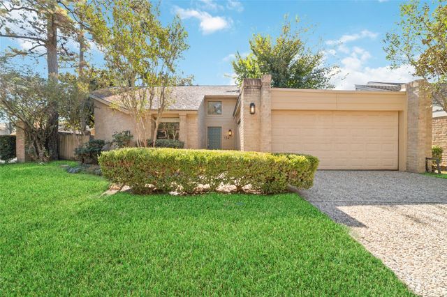 154 NE Old Bridge Lake, Houston, TX 77069