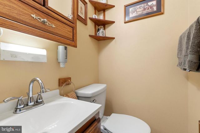 814 CALEDONIA ST, Philadelphia, PA 19128