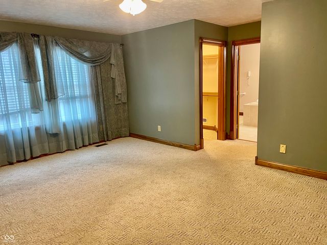 1564 W County Road 1050 S, Cloverdale, IN 46120