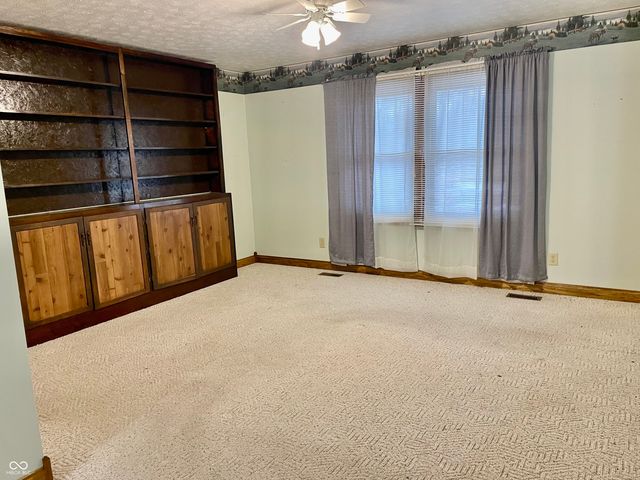 1564 W County Road 1050 S, Cloverdale, IN 46120