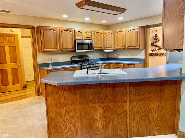 1564 W County Road 1050 S, Cloverdale, IN 46120