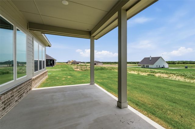 136 Hillview Trail, Decatur, TX 76234
