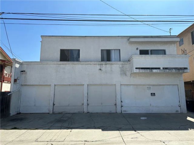 1015 Dawson Avenue, Long Beach, CA 90804