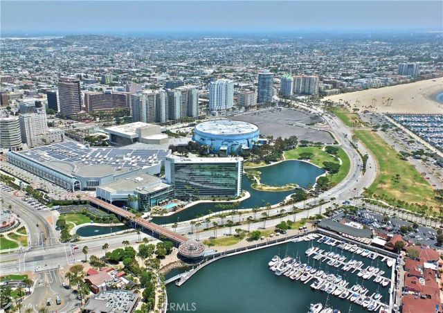 1015 Dawson Avenue, Long Beach, CA 90804