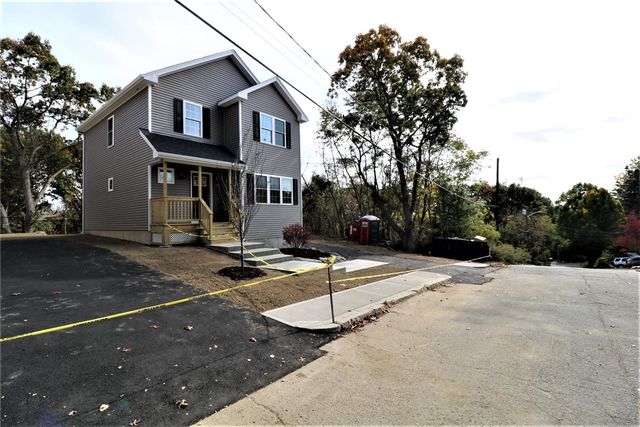 121 Hillcrest Avenue, Providence, RI 02909