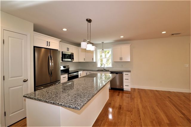 121 Hillcrest Avenue, Providence, RI 02909