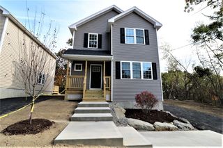 121 Hillcrest Avenue, Providence, RI 02909