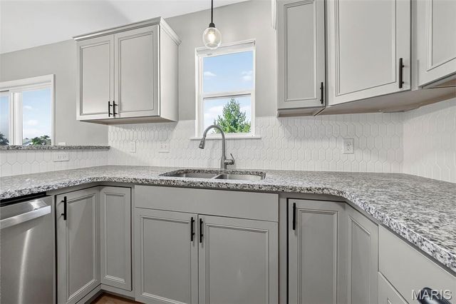 13 Berkshire Court, Troy, MO 63379