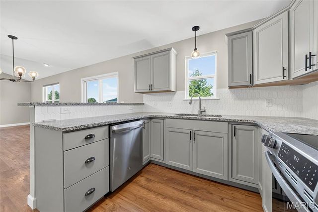 13 Berkshire Court, Troy, MO 63379