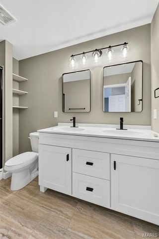 13 Berkshire Court, Troy, MO 63379
